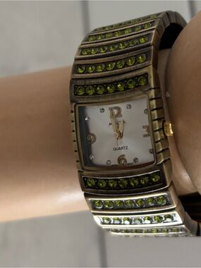 ⌚️$8 Lime Green Rhinestone Accent Quartz Bracelet Watch in  Copper/Gold Tone